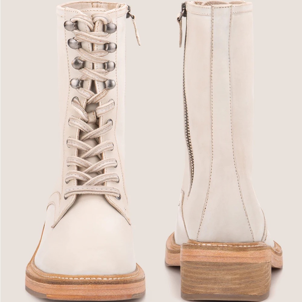 Women's Cream Lace-Up Leather Boots